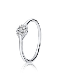 Make an elegant statement with PANDORA's diamond pavé ring in 18K rose gold. Make an elegant statement with PANDORA's diamond pavé ring in 18K rose gold.