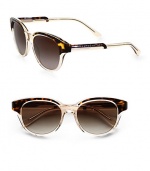A rounded style in lightweight plastic with a modern appeal. Available in black with grey lens or havana/transparent yellow with brown gradient lens. Logo temples100% UV protectionMade in Italy 