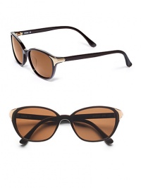THE LOOKCat-eye's silhouetteAcetate framesMetal logo detail at templesUV protectionSignature case includedTHE COLORChocolate brown frames and brown lensesORIGINMade in France THE LOOKCat-eye's silhouetteAcetate framesMetal logo detail at templesUV protectionSignature case includedTHE COLORChocolate brown frames and brown lensesORIGINMade in France