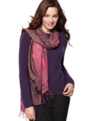 Take your style up a notch with this pretty paisley wrap by Collection XIIX. Take your style up a notch with this pretty paisley wrap by Collection XIIX.