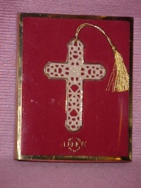 Lenox Pierced Cross Ornament New in Box Lenox Pierced Cross Ornament New in Box