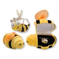 Bumble BEE Girls Kids Necklace Pendant in Shaped Gift Jewelry BOX Bumble BEE Girls Kids Necklace Pendant in Shaped Gift Jewelry BOX