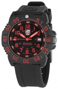 Luminox Men's 3065 Plastic Analog Plastic Bezel Watch Luminox Men's 3065 Plastic Analog Plastic Bezel Watch