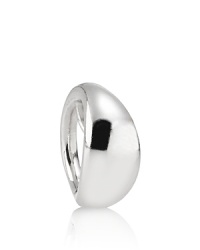 A bold pendant in a modern shape boosts the beauty of your PANDORA necklace. A bold pendant in a modern shape boosts the beauty of your PANDORA necklace.