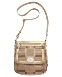 Keep your cool with this easy-going crossbody by Nine West. Whether using it for workdays or weekends, the design's eye-catching pattern and polished silvertone hardware will keep your style on point. Keep your cool with this easy-going crossbody by Nine West. Whether using it for workdays or weekends, the design's eye-catching pattern and polished silvertone hardware will keep your style on point.