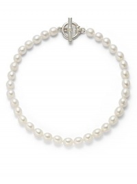 THE LOOKPearls collection10mm and 11mm white oval pearlsSingle strand silhouetteSterling silver setting Toggle closure THE MEASUREMENTLength, about 16ORIGINMade in USA THE LOOKPearls collection10mm and 11mm white oval pearlsSingle strand silhouetteSterling silver setting Toggle closure THE MEASUREMENTLength, about 16ORIGINMade in USA