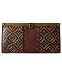An everyday delight, this diamond-embossed leather lovely from Fossil offers exquisite organization. Featuring a plethora of pockets, slender shape and signature detailing, it delivers a decidedly vintage vibe to your accessories arsenal. An everyday delight, this diamond-embossed leather lovely from Fossil offers exquisite organization. Featuring a plethora of pockets, slender shape and signature detailing, it delivers a decidedly vintage vibe to your accessories arsenal.