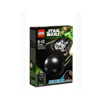 LEGO Star Wars TIE Bomber and Asteroid Field (75008) LEGO Star Wars TIE Bomber and Asteroid Field (75008)