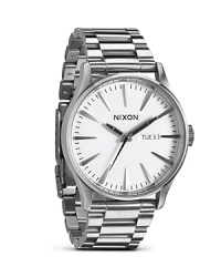 Sport-inspired with a finished look, this Nixon watch encapsulates the brand's approach to design. With three hand quartz movement and a three-link bracelet it's ideal for every day wear. Sport-inspired with a finished look, this Nixon watch encapsulates the brand's approach to design. With three hand quartz movement and a three-link bracelet it's ideal for every day wear.