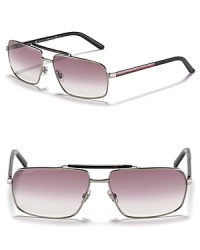 Metal rectangle sunglasses with a thick striped top bar accent for a striking effect. Metal rectangle sunglasses with a thick striped top bar accent for a striking effect.