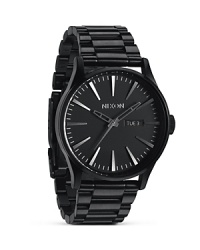 Sport-inspired with a finished look, this Nixon watch encapsulates the brand's approach to design. With three hand quartz movement and a three-link bracelet it's ideal for every day wear. Sport-inspired with a finished look, this Nixon watch encapsulates the brand's approach to design. With three hand quartz movement and a three-link bracelet it's ideal for every day wear.