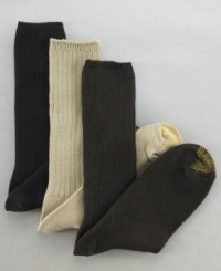 A classic sock from Gold Toe ensures you are outfitted in style from head to toe. A classic sock from Gold Toe ensures you are outfitted in style from head to toe.