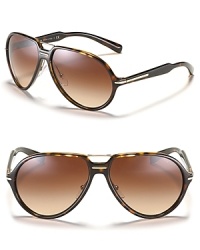 Hit the beach in retro-inspired aviator sunglasses with metal double bar design and metal accents at temples. Hit the beach in retro-inspired aviator sunglasses with metal double bar design and metal accents at temples.