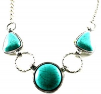 Gorgeous City Gypsies 3-Stone Faux Round Turquoise Pendant Necklace Antique Silver Tone Gorgeous City Gypsies 3-Stone Faux Round Turquoise Pendant Necklace Antique Silver Tone