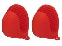 Silicone Oven Mitts & Pot Holders (Set of 2, Red) Durable, High Heat Resistant, Heat Proof Gloves, Dishwasher Safe, Soft and Flexible - Essential Kitchen Cooking & Baking Gadget, Great Culinary Equipment Silicone Oven Mitts & Pot Holders (Set of 2, Red) Durable, High Heat Resistant, Heat Proof Gloves, Dishwasher Safe, Soft and Flexible - Essential Kitchen Cooking & Baking Gadget, Great Culinary Equipment