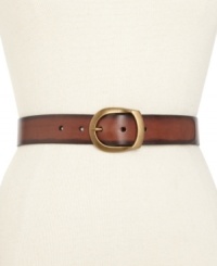 A classic polished leather belt from Fossil that complements your favorite pair of weekend jeans. A classic polished leather belt from Fossil that complements your favorite pair of weekend jeans.