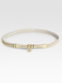 Brilliantly gilded, a skinny belt with an iconic Lilly Pulitzer charm.About .75 widePVCImported Brilliantly gilded, a skinny belt with an iconic Lilly Pulitzer charm.About .75 widePVCImported