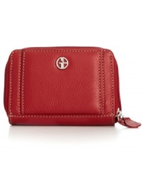 A soft leather design with signature Giani Bernini detailing. This on-the-go wallet is the perfect size for everyday use, and has plenty of room to hold your cash cards and so much more! A soft leather design with signature Giani Bernini detailing. This on-the-go wallet is the perfect size for everyday use, and has plenty of room to hold your cash cards and so much more!