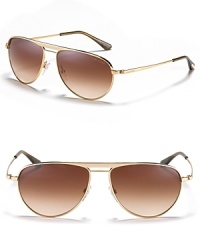 Tom Ford's pilot frame aviators with double bridge design look great on him or her. Tom Ford's pilot frame aviators with double bridge design look great on him or her.