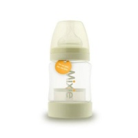 Mixie Formula-Mixing Baby Bottle 4 oz. Mixie Formula-Mixing Baby Bottle 4 oz.