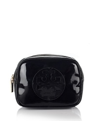 A chic logo-detailed cosmetic case for the contemporary girl from Tory Burch. Exclusive to Bloomingdale's. A chic logo-detailed cosmetic case for the contemporary girl from Tory Burch. Exclusive to Bloomingdale's.