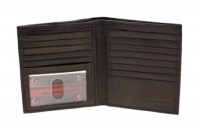 Paul & Taylor Genuine Leather Men's Hipster Wallet Paul & Taylor Genuine Leather Men's Hipster Wallet