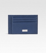 A luxurious leather style with six credit card slots.Six credit card slotsLeather3W X 4HMade in Italy