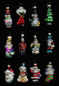 Avon Set of 12 Holiday Glass Ornaments Avon Set of 12 Holiday Glass Ornaments