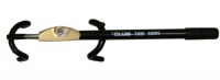 The Club 3100 Twin Hooks Steering Wheel Anti-Theft Lock - Black/Gold The Club 3100 Twin Hooks Steering Wheel Anti-Theft Lock - Black/Gold