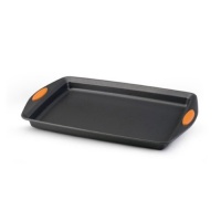 Rachael Ray Oven Lovin' Non-Stick 11 x 17 Crispy Cookie Baking Sheet, Orange Rachael Ray Oven Lovin' Non-Stick 11 x 17 Crispy Cookie Baking Sheet, Orange