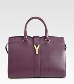 This iconic leather style features signature hardware and an elegant frame.Double top handles, 5½ dropTop zip closure with magnetic snap strapProtective metal feetOne inside zip pocketTwo inside open pocketsSatin lining14W X 10H X 7DMade in Italy