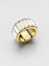 Sparking baguette stones surround this elegant piece. Plastic stones12k goldplatingImported Sparking baguette stones surround this elegant piece. Plastic stones12k goldplatingImported
