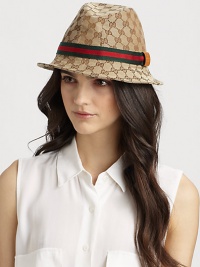 A signature green-red-green web trim with leather accents on a woven GG patterned style. Polyester/cotton/leatherBrim, about 1.5Dry cleanMade in Italy A signature green-red-green web trim with leather accents on a woven GG patterned style. Polyester/cotton/leatherBrim, about 1.5Dry cleanMade in Italy