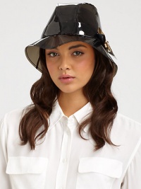 Protect yourself from the elements in this slick rain hat, made from translucent PVC with a small brim and golden bow detail for a signature touch.100% PVCBrim, about 2Spot cleanMade in Italy Protect yourself from the elements in this slick rain hat, made from translucent PVC with a small brim and golden bow detail for a signature touch.100% PVCBrim, about 2Spot cleanMade in Italy