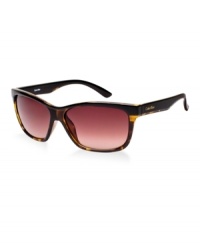 Balancing functionality and inspiration is at the heart of Calvin Klein's sunglass styles. It's no wonder the brand is one of the leading fashion design studios in the world. Balancing functionality and inspiration is at the heart of Calvin Klein's sunglass styles. It's no wonder the brand is one of the leading fashion design studios in the world.