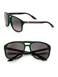 Signature web logo adorns the temples of this plastic design. Available in black with grey gradient lens or green with gray gradient lens.GG web logo temples100% UV protectionMade in Italy Signature web logo adorns the temples of this plastic design. Available in black with grey gradient lens or green with gray gradient lens.GG web logo temples100% UV protectionMade in Italy