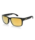 Designed by snowboarding superstar Shaun White and his brother Jesse to represent the screen heroes from the 40s, 50s and 60s, these Holbrook sunglasss are timeless classics. Featuring metal bolts icons that highlight the stress-resistant O Matter frames and Plutonite lenses used to filter out the UV rays, Oakley has designed a pair of sunglasses that will give you that Hollywood look with unparalleled comfort.