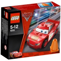 LEGO Radiator Springs Lightning McQueen 8200 LEGO Radiator Springs Lightning McQueen 8200
