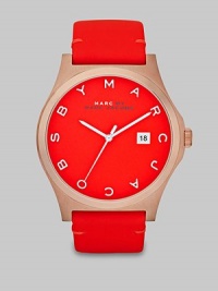 This warm and bold style features a brushed case and supple leather strap. Quartz movementWater resistant to 5 ATMRound rose goldtone brushed stainless steel case, 43mm (1.7)Brushed bezelCoral dialLogo hour markersDate display at 3 o'clockSecond hand Semi-shiny coral colored leather strapImported 