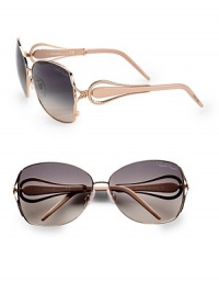 A chic style with animal appeal and acetate temples. Available in rose gold/pearl beige with smoke/beige gradient lens. Logo end-pieces100% UV protectionMade in Italy A chic style with animal appeal and acetate temples. Available in rose gold/pearl beige with smoke/beige gradient lens. Logo end-pieces100% UV protectionMade in Italy