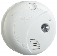 First Alert SA720CN Smoke Alarm Photoelectric Sensor with Escape Light First Alert SA720CN Smoke Alarm Photoelectric Sensor with Escape Light