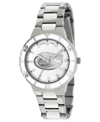 Gator chomp! Root for your team 24/7 with this sporty watch from Game Time. Features a University of Florida logo at the dial. Gator chomp! Root for your team 24/7 with this sporty watch from Game Time. Features a University of Florida logo at the dial.
