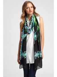 A brilliant, crystalized print adorns a plush silk scarf for can't-miss style.SilkAbout 28 X 110Dry cleanMade in Italy A brilliant, crystalized print adorns a plush silk scarf for can't-miss style.SilkAbout 28 X 110Dry cleanMade in Italy