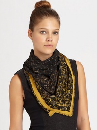 A printed silk design with the unmistakable charm of Burberry.SilkAbout 47 X 47Dry cleanImported A printed silk design with the unmistakable charm of Burberry.SilkAbout 47 X 47Dry cleanImported