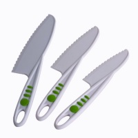Curious Chef 3-Piece Nylon Knife Set Curious Chef 3-Piece Nylon Knife Set