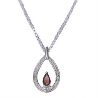 8x5mm 1.00 CT Pear Shape Garnet & Diamond Pendent in Sterling Silver with 18 Chain 8x5mm 1.00 CT Pear Shape Garnet & Diamond Pendent in Sterling Silver with 18 Chain
