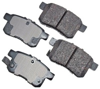 Akebono ACT1336 ProACT Ultra-Premium Ceramic Brake Pad Set Akebono ACT1336 ProACT Ultra-Premium Ceramic Brake Pad Set
