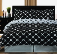 Black and White Bloomingdale 3-piece Full / Queen Comforter Cover (Duvet-Cover-Set) 100 % Egyptian Cotton 300 TC Black and White Bloomingdale 3-piece Full / Queen Comforter Cover (Duvet-Cover-Set) 100 % Egyptian Cotton 300 TC