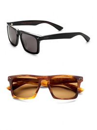 A classic design that spans seasons, eras and styles in lightweight plastic. Available in black frames with grey polarized lenses or tortoise frames with brown lenses. Logo temple detail 100% UV protective Imported A classic design that spans seasons, eras and styles in lightweight plastic. Available in black frames with grey polarized lenses or tortoise frames with brown lenses. Logo temple detail 100% UV protective Imported