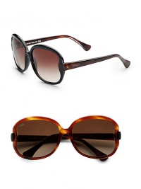 Sophisticated resin style in a soft square shaped frame with gradient lens and logo temple. Available in black/tortoise with grey lens or tortoise with brown lens. 100% UV protection Made in Italy Sophisticated resin style in a soft square shaped frame with gradient lens and logo temple. Available in black/tortoise with grey lens or tortoise with brown lens. 100% UV protection Made in Italy